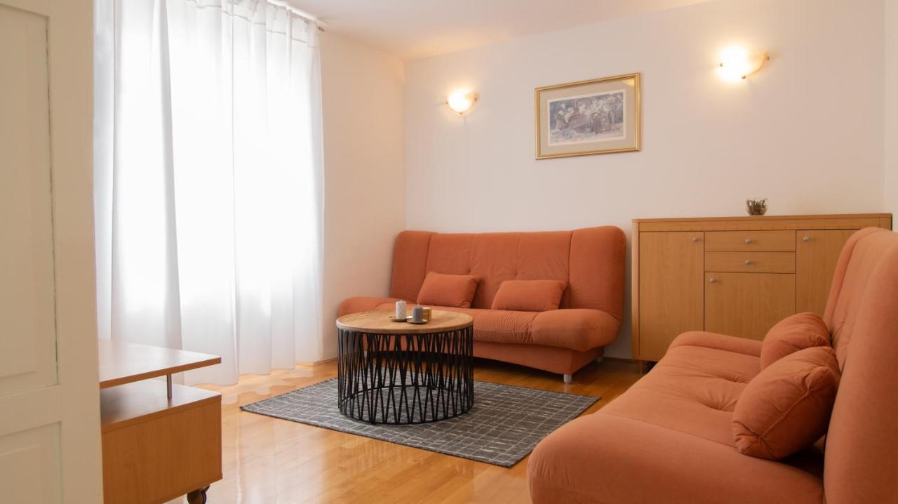 Mozart Apartments Baska Voda Luaran gambar