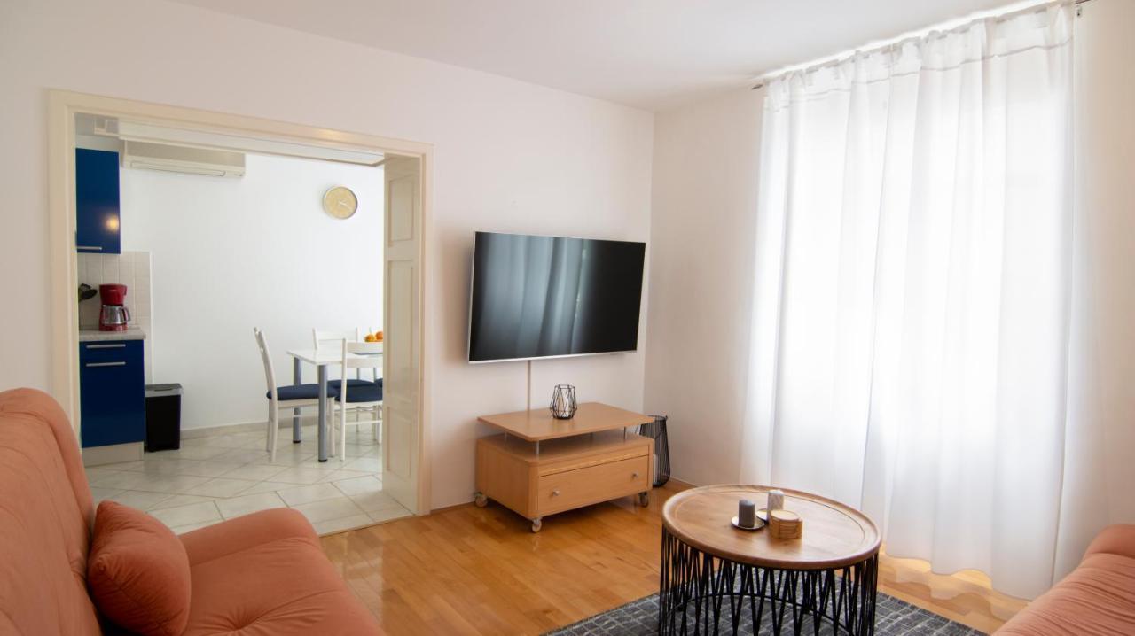 Mozart Apartments Baska Voda Luaran gambar